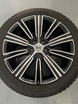 Original zimni Volvo V60 S60 r18 Dunlop 235/45/18 99% dot23