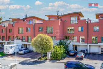 Prodej řadového domu 5+kk a 2+kk, 367 m², Praha 5 - Stodůlky