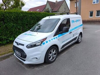 Ford Transit Connect rok 2016, vyhřívané sklo,velká navigace