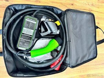 Mobilní nabíječka pro elektromobily Qoltec