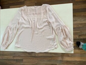 Světle růžová/pudrová halenka s krajkou, vel XL, možná spíše