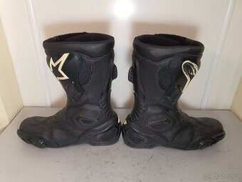 44 Alpinestars SMX-5 Vysoke boty na motorku