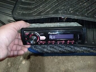 Autorádio PIONEER