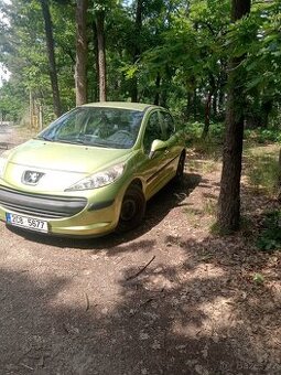 peugeot 207 1.4 benzín