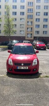 Prodám Suzuki Swift 1.3, r.v. 2009 – červená barva