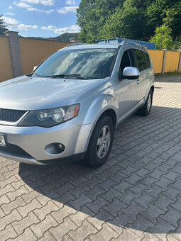 Mitsubishi Outlander 2.2 DI-D - 1