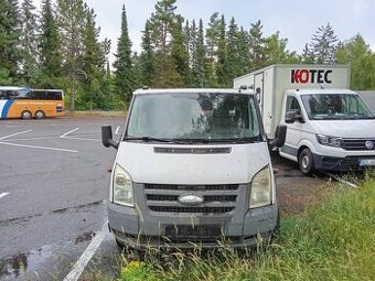 Ford Transit valník 2.4 TDCi FT 3 7 místné