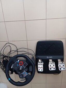 Prodám volant s pedály k PC