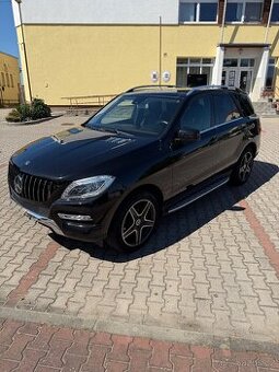 Mercedes Benz ML350 bluetec