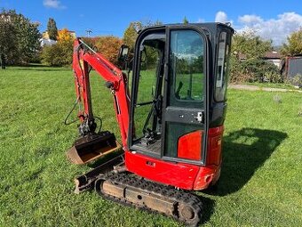 Bagřík KOMATSU PC16R-3HS