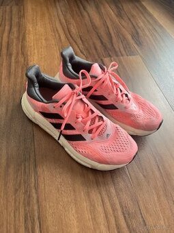 Dámské běžecké boty Adidas Solar Boost