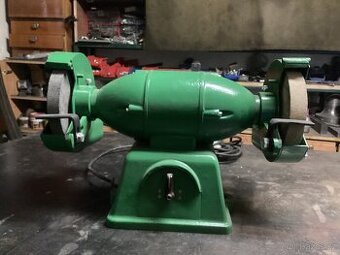 Dvoukotoučová stolní bruska