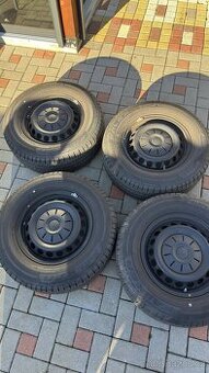 VW Crafter 2160962HA4 235/60 R17 C  KOLA