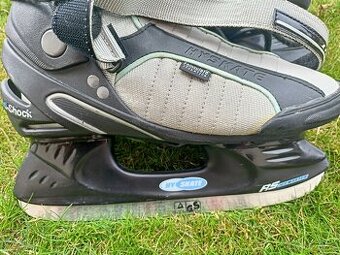 Chlapecké lední brusle vel.39