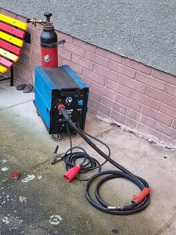 Prodám co2 svářečku EINHELL BT-GW 190 D.(MAX 190 A) + BOMBA