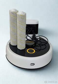 Robotická myčka podlah Kärcher RCF3.