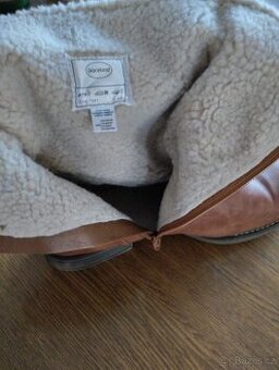 Dámské polovysoké kozačky