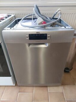 Mycka nadobi AEG Favorit - na dily nebo opravu