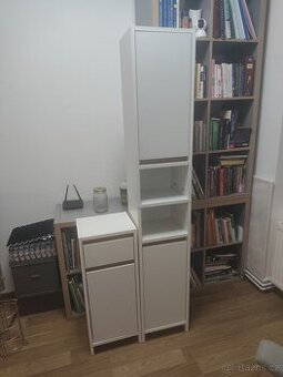 Koupelnové skříňky - bílá