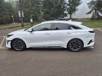 KIA Proceed GT line, 1.5 TGDi 118kW, AT