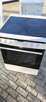 Prodám elektrický sporák Amica 60cm 2