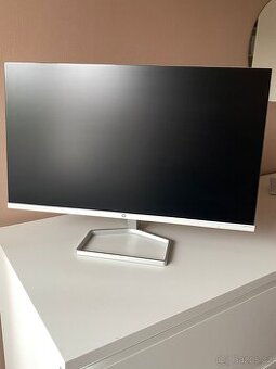 Monitor HP, klávesnice a myš Dell - 1