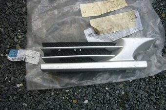 MERCEDES C202 KRYT DO NÁRAZNÍKU,W124 SVĚTLO,BLIKAČ,DISKY 15