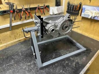 Polohovací stojan na GO motoru BABETTA, JAWA 50