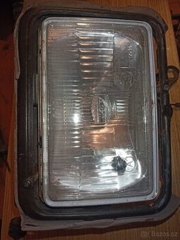 Yamaha dt přední světlo.