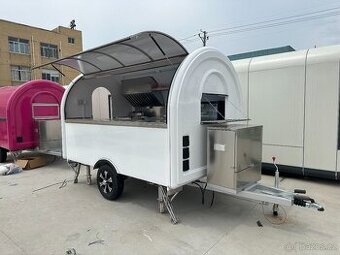 Pojízdné Bistro Kafé Bar Občerstvení food truck 2.8M