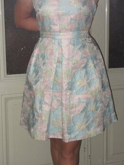 Tyrkysové elegantní šaty