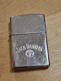 Zapalovač ve stylu Zippo s rytím Jack Daniels No.7