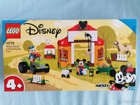 LEGO 10775 Myšák Mickey a Kačer Donald na farmě