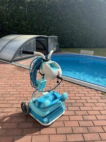 Bazénový vysavač robot