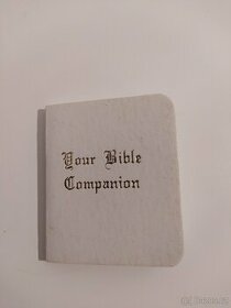 Miniaturní stará kniha "YOUR BIBLE COMPANION"