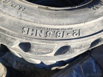 12-16.5 pneu unc