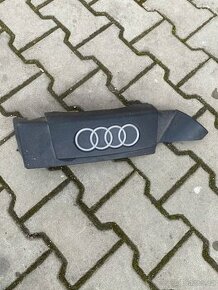 Horni kryt motoru