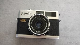 Fotoaparát na kinofilm minolta HI-MATIC F
