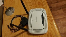 TP-LINK TL-WR841N router