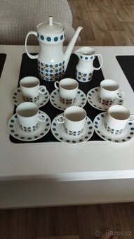 Porcelánový servis Loučky.