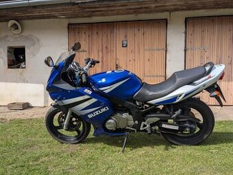 Suzuki GS 500F