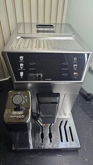 Kávovar DeLonghi PrimaDonna Class ECAM 550.85 MS