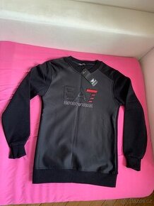 Krasna Armani mikina Nová