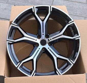 Alu kola 21 BMW X5 G05 X6 G06 dvourozměr 5x112 R21