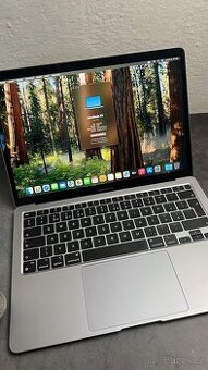 Macbook Air M1 vesmírně šedá