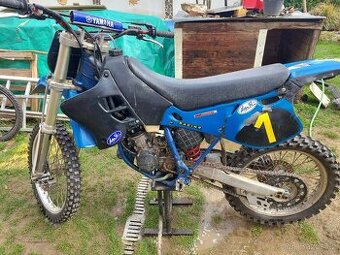 YAMAHA YZ 125