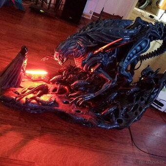 Darth Vader vs Alien Queen Battle Diorama od PV-Studio