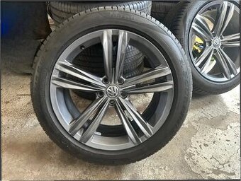 Alu kola VW Tiguan II, letní 19"+ samozalepovací pneu
