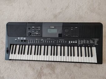 Nové Yamaha PSR-E473 + příslušenství