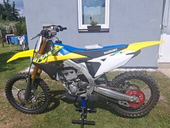 Suzuki 250 rmz 2024 30mth